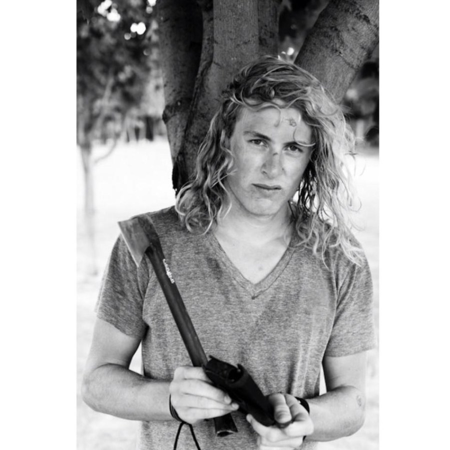 23384_4326104030423_596199851_n